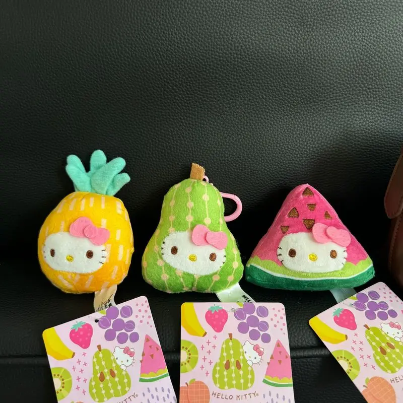الفاكهة الاستوائية النادرة Hellokitty حقيبة سحر ألعاب من نسيج مخملي المفاتيح معلقة الديكور الأناناس الكمثرى البطيخ لينة محشوة الحيوان