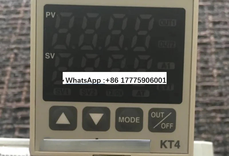 

Tem-perature control-ler AKT4111100 AKT4111200 AKT411200 AKT4112200 AKT4113100