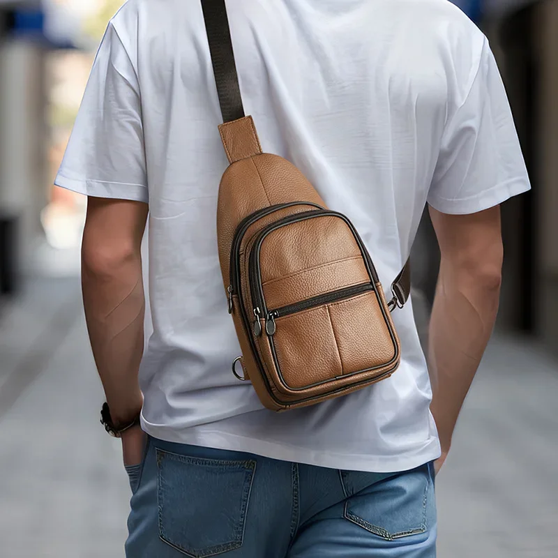 Nuevo y elegante bolso de pecho de cuero genuino para hombre con gran capacidad para conducción al aire libre y estilo retro