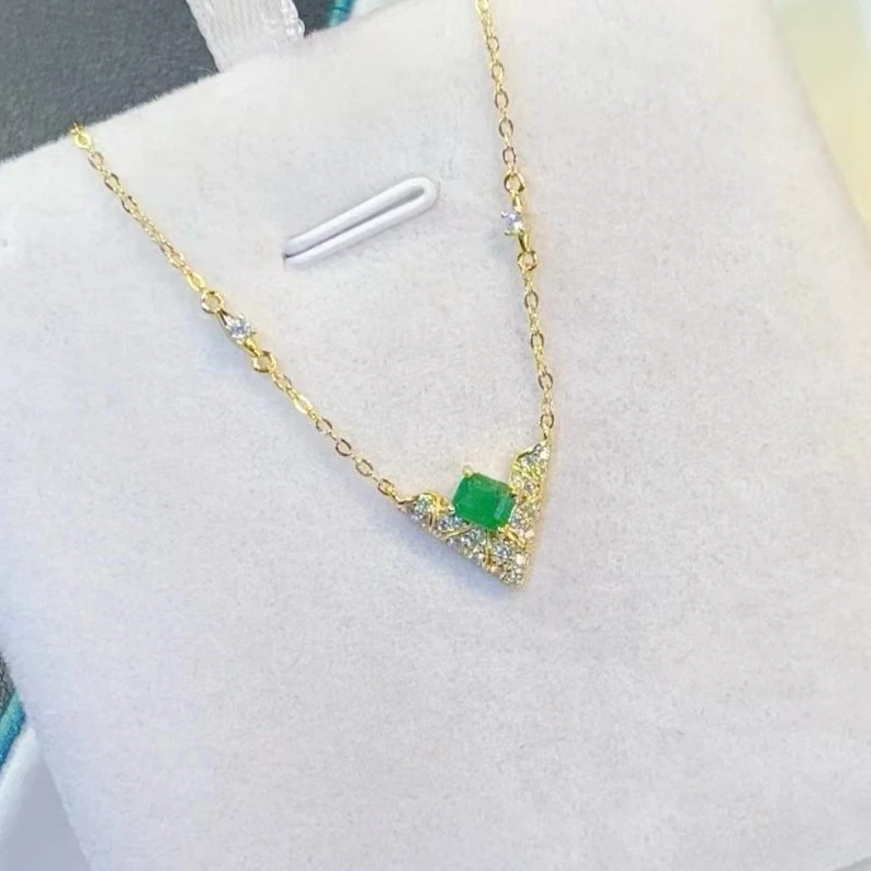Certified Natural Green Emerald Pendant 925 Silver V Pendant Necklace Fine Jewelry Anniversary Birthday Gift for Her