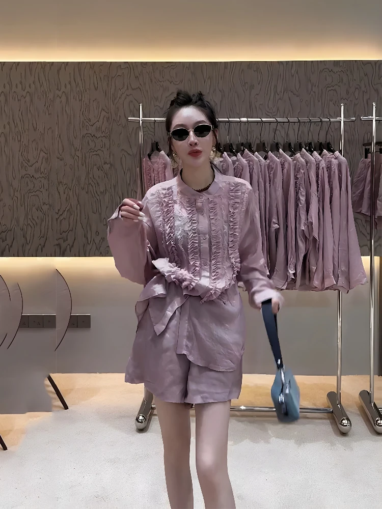 

Fashionable pleated elegant set for women in summer 2025 loose long sleeved sunscreen shirt shorts two-piece set