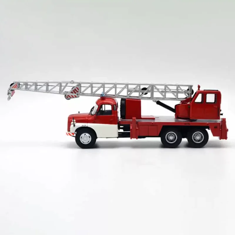 Schuco 1:43 Scale Tatra T148 Alloy Crane Truck Model Adult gift Static decoration Creative Souvenir Toy