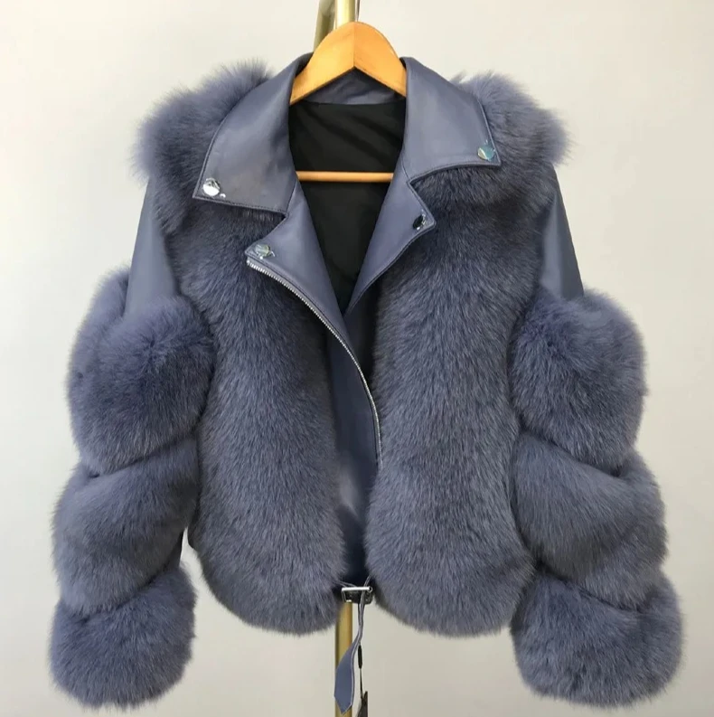 เสื้อโค้ทขนสั้นเทียมสไตล์ขนสุนัขจิ้งจอกสำหรับผู้หญิง - รุ่นใหม่ปี 2025 สไตล์ไบค์เกอร์และอินฟลูเอนเซอร์ ทรงเข้ารูป