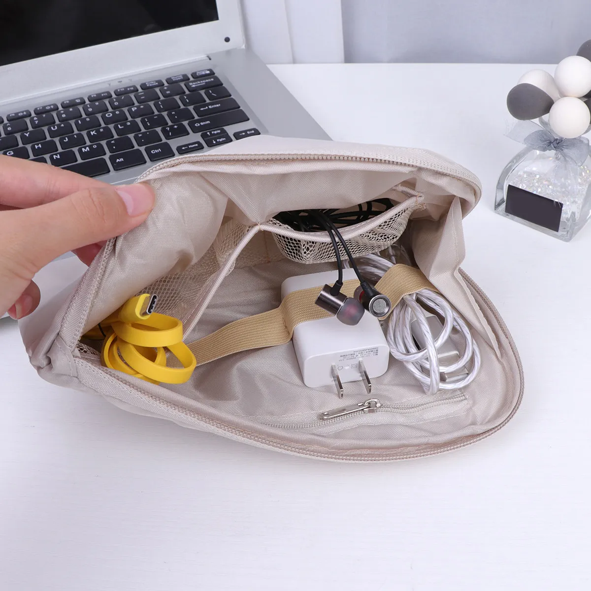 USB Cable Storage Bag Beige Portable Large Capacity Travel Carrying Pouch Charger Earphone Organizer Protective Case