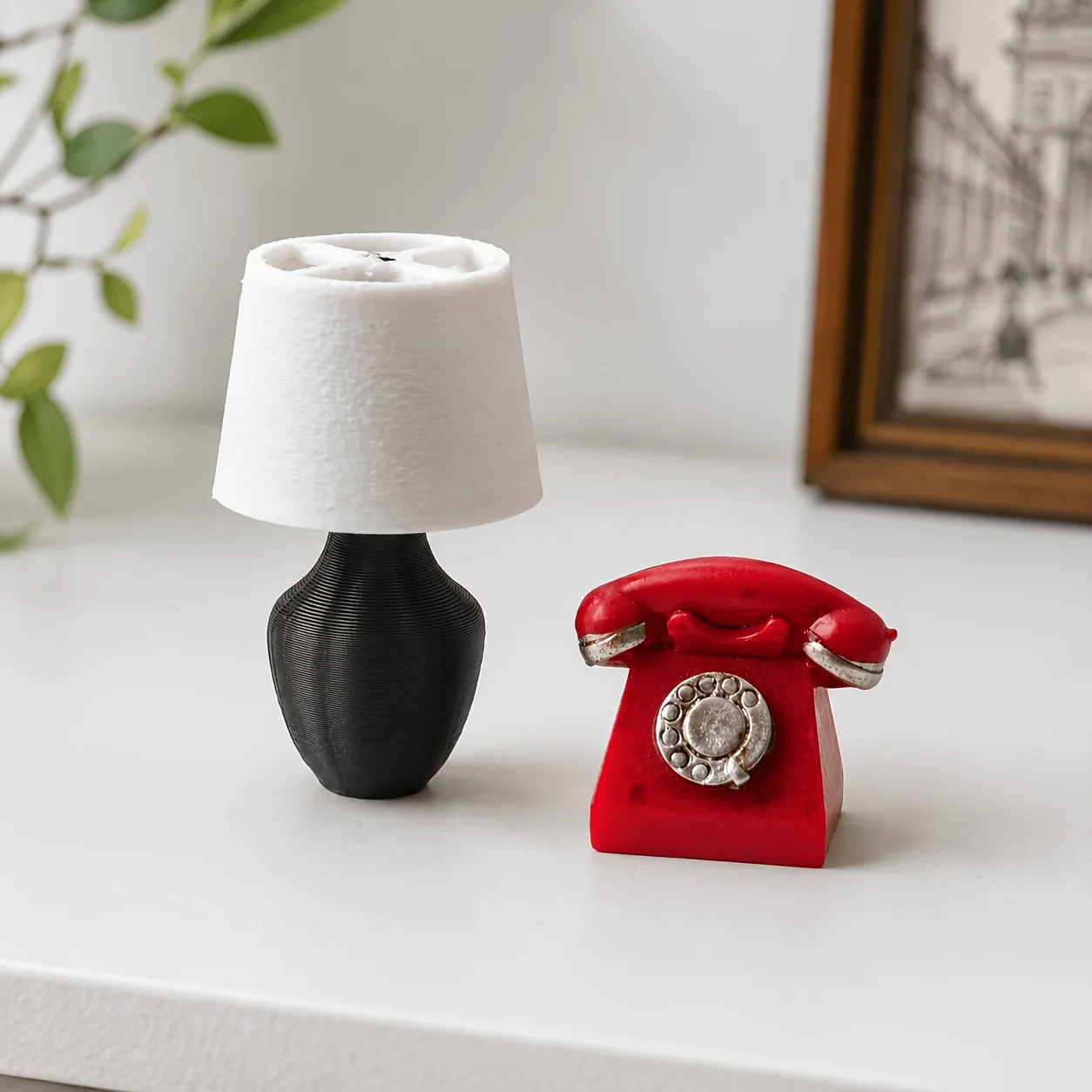 2pc - doll House Desk Lamp and Telephone Model, Suitable for doll House Bedside Table Decoration, Lovers, Christmas Gifts.