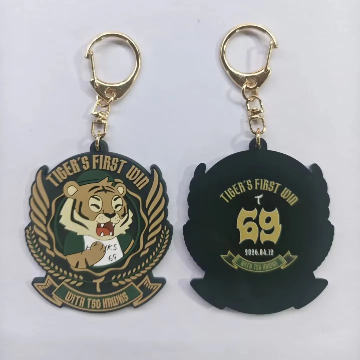 Custom 2D/3D Soft Rubber Key Chain Silicone Personalized Logo PVC Keyring Fashion Keychains Customizable Key Holder Chain