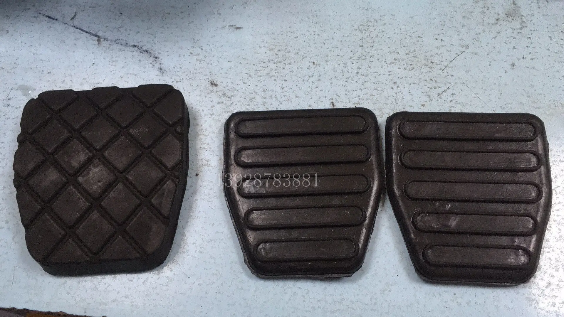 for Pedal rubber Clutch pedal rubber Jinlong Hagrid bus accessories Brake pedal rubber