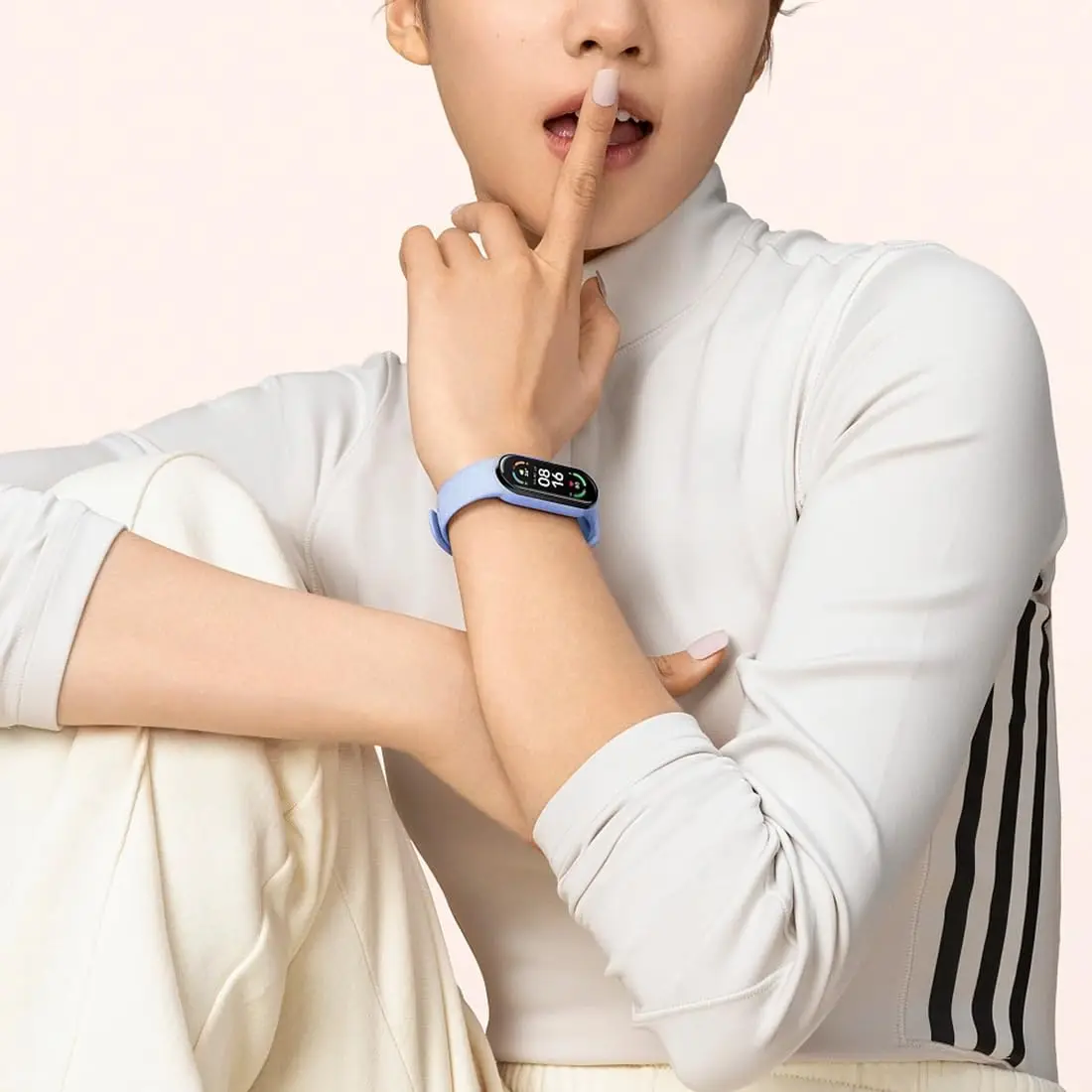 حزام سيليكون رسمي ناعم لـ Xiaomi Mi Band 10/9 سوار معصم ذكي رياضي Mi Band 8 حزام إكسسوارات بديل