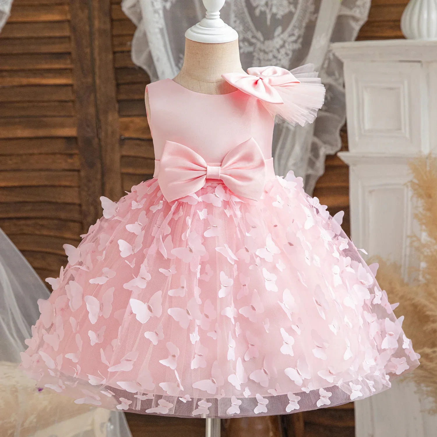 Party Dress For Girl Appliques Flying Sleeves Princess Birthday Puffy Dress Baby Girl Baptism Tutu Dresses Children Wedding Gown