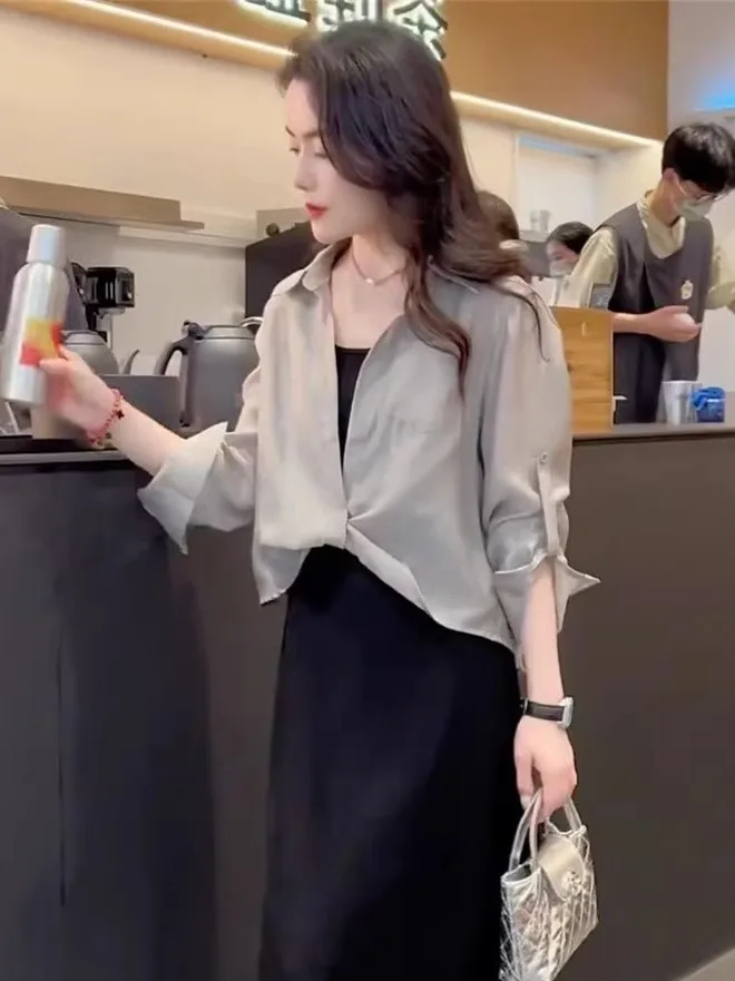 

Женская шелковая рубашка для защиты от солнца, летняя верхняя одежда 2026 года, новый стиль, тонкий кардиган-накидка с открытыми рукавами, легкий кардиган-топ