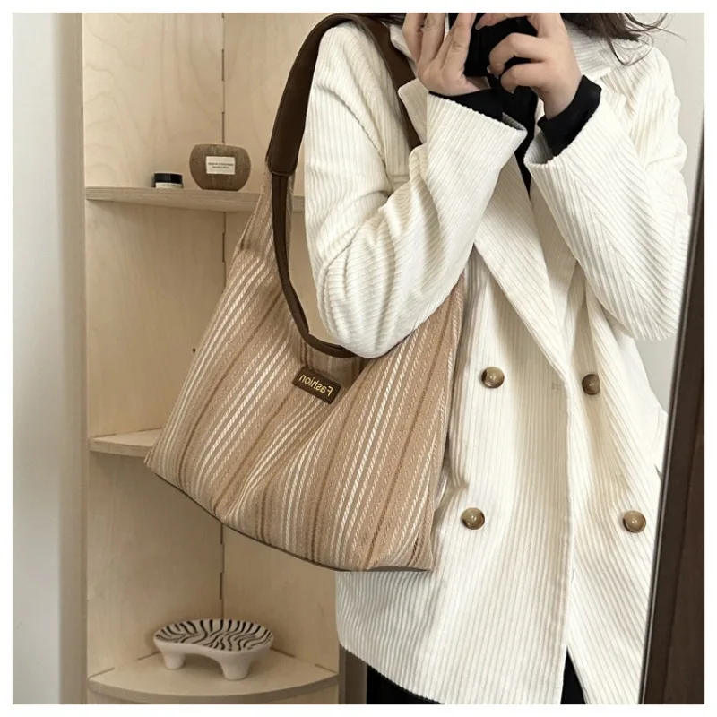 Commuter Luxury Brand Shoulder Bag Women Fashion Rhombic Canvas Shoulder Bag Large Capacity Class Underarm Tote Shoulder Bag