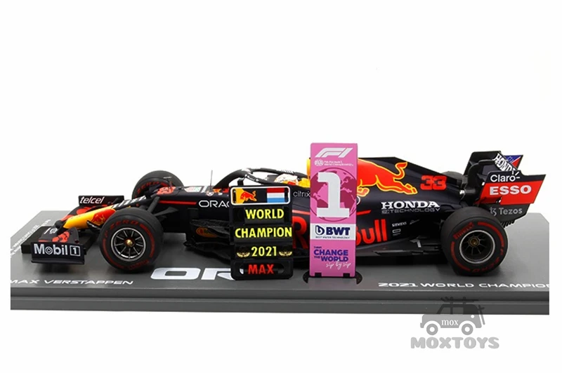 Spark 1:18 F1 2021RB16B No33 Winner Abu Dhabi With No.1 Board Diecast Model Car