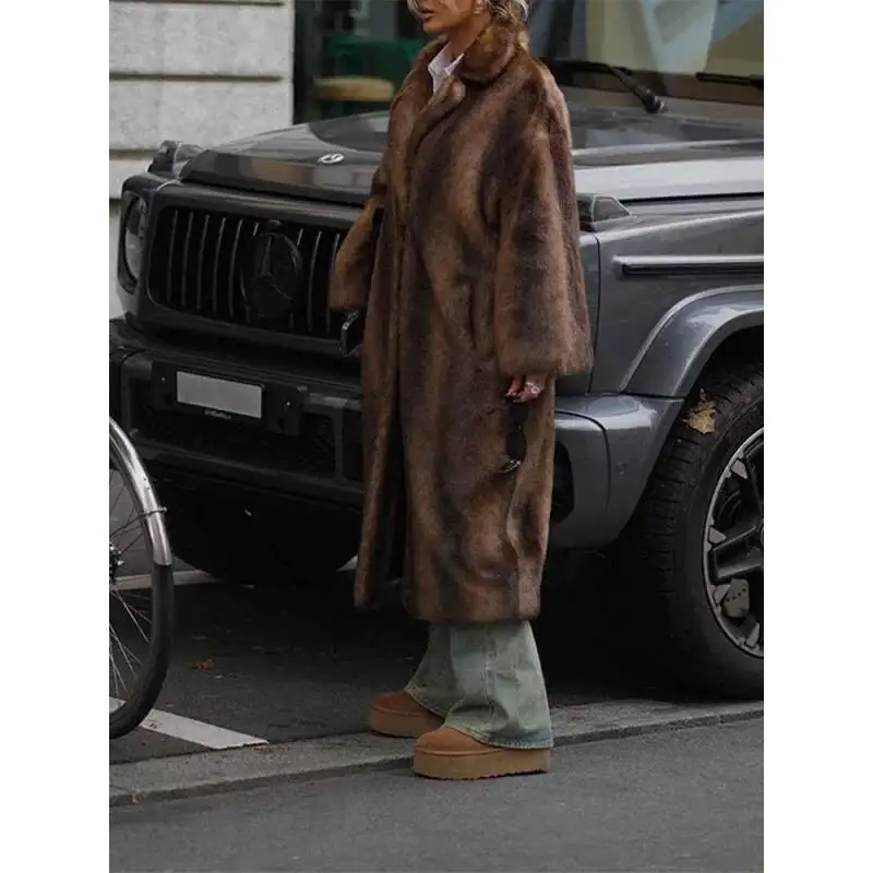 

Faux Fashionable Eco-friendly Fur Coat Women's Fashion Elegant Plush Coat
