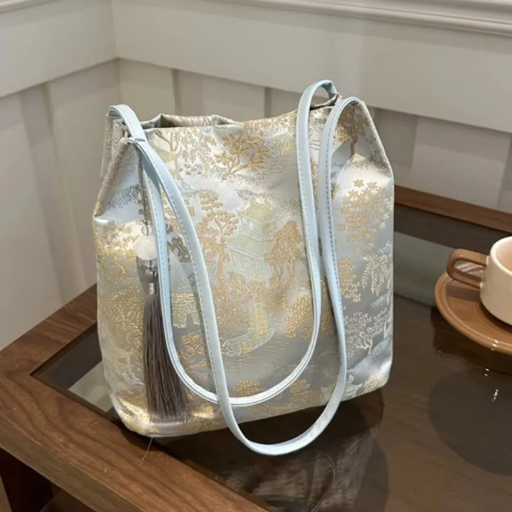 Retro Large Capacity Chinese Style Shoulder Bag Bamboo Flower Tote Bag Tassel Pendant Bucket Bag Women