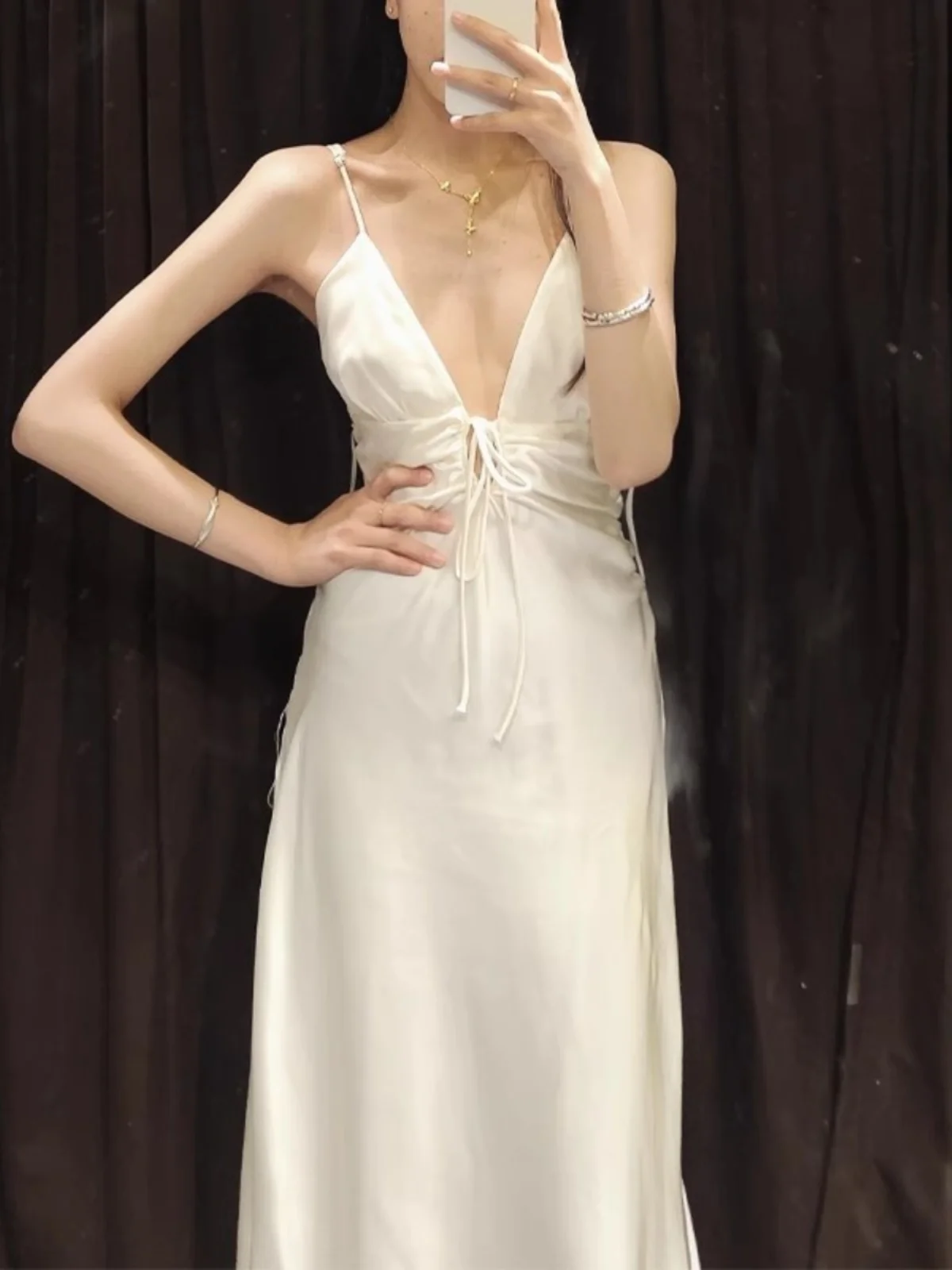 

Faionable Silk Satin Long Dr Hollow out Design High Waist A-Line Skirt Sexy Summer Gown Women's Premium Feel Dr