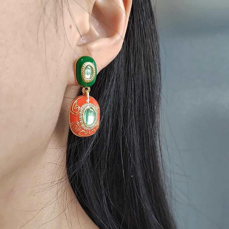 Vintage Earrings for Women Red Green Contrasting Colors High-Fashion Edge Jewelry