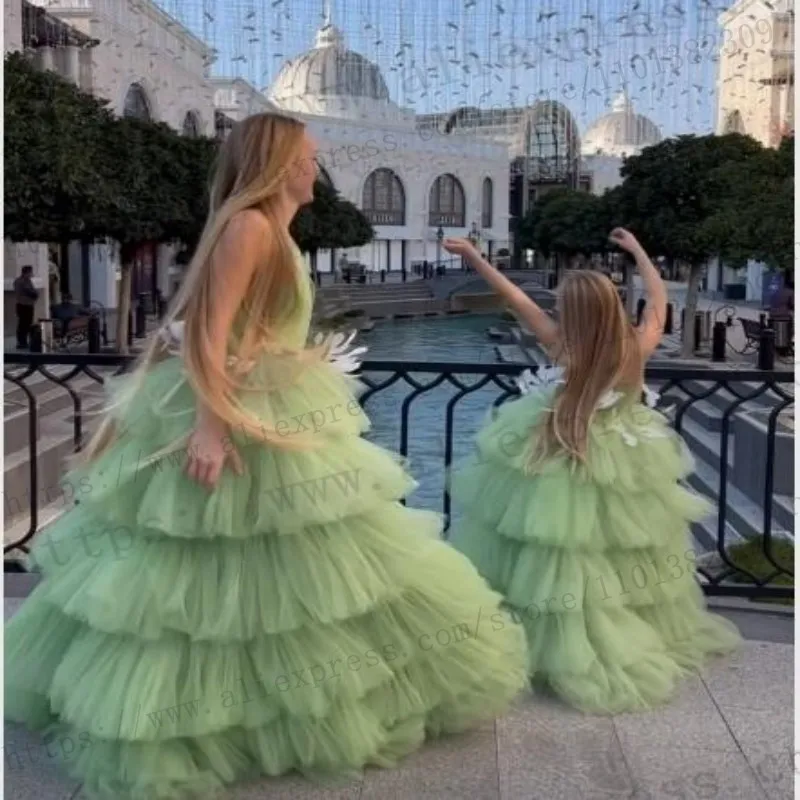 Vestido verde claro Ruffles, Mãe e filha sem mangas, Tule fofo, Mamãe e eu vestido, Sessão fotográfica ou férias