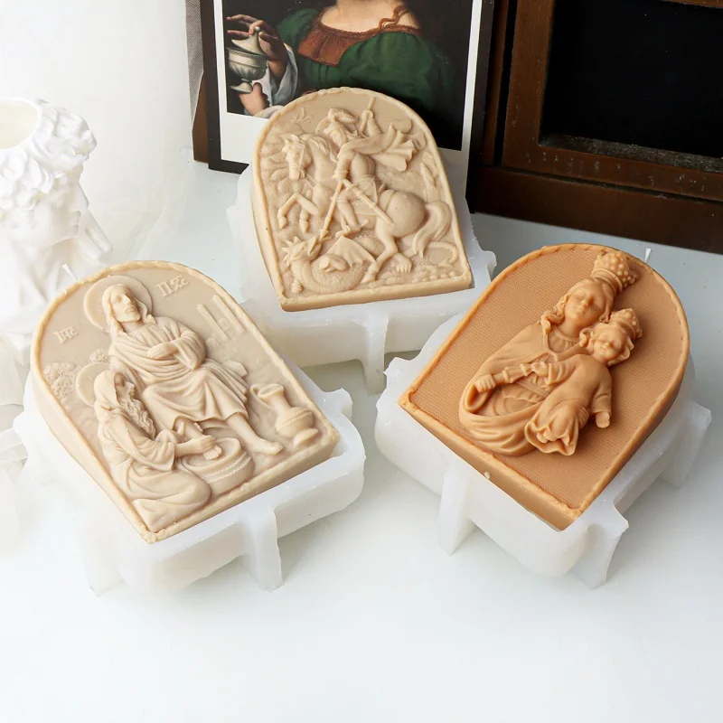 

Hot Sale Jesus Enthronement Silicone Mold for Candle Making King's Family Shape DIY Horse Riding Warrior Plaster Ornament