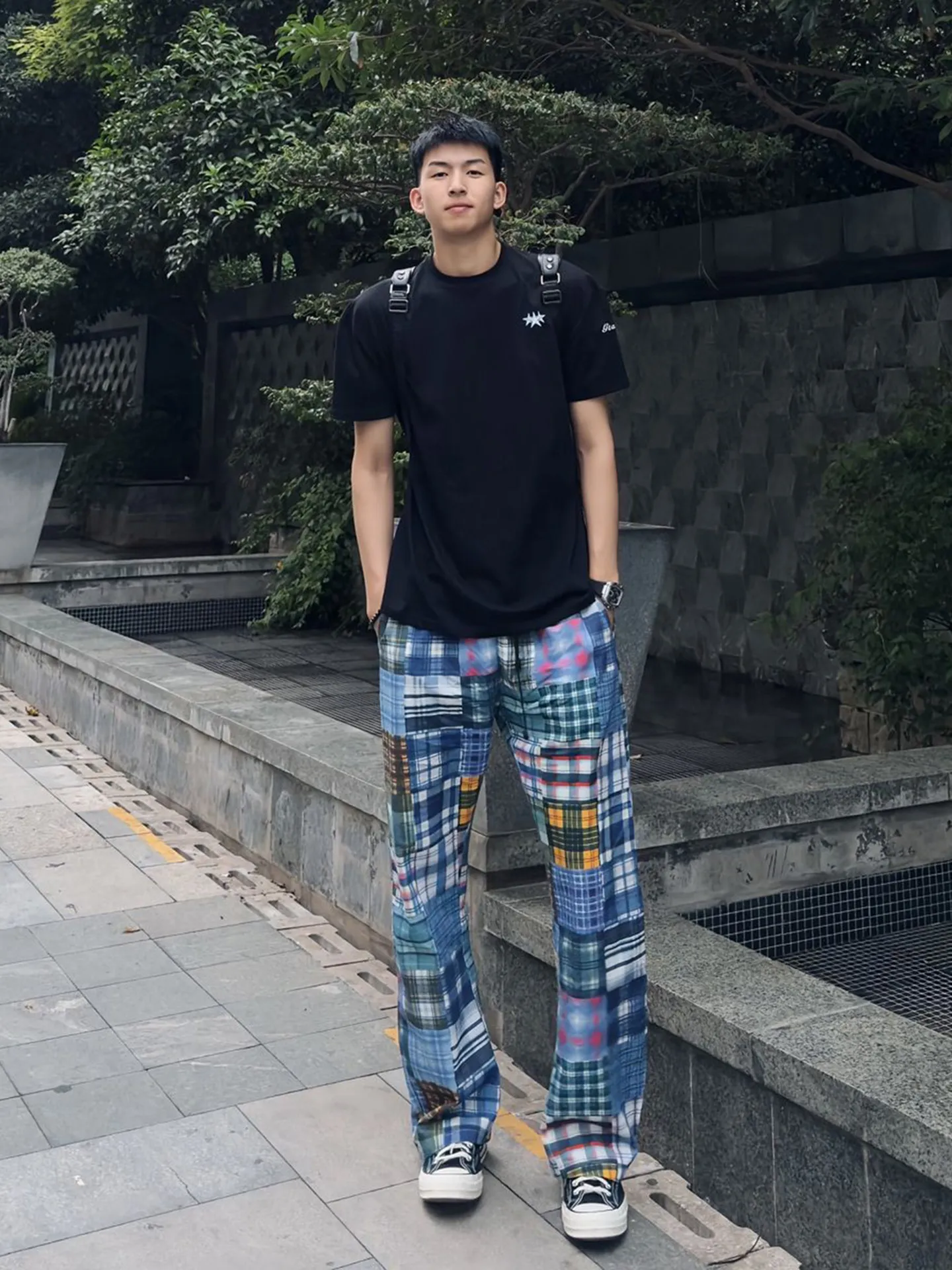 No image