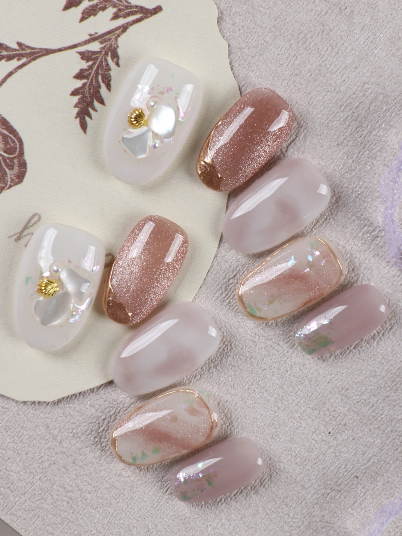 10Pcs Press on Nails  short White shell Brown Cat's Eye nail art Fake Nails Includes 1 Sheet Adhesive Tabs & 1 Pc Mini File