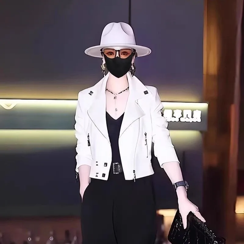 

2025 Women Popular Xiaoxiangfeng Short Jacket Is Super Good-looking and Unique Popular and Beautiful Autumn Clothes Are Popular.