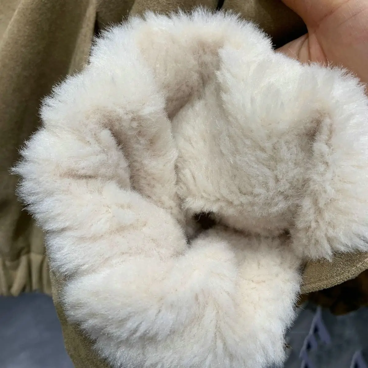 새로운 가을 겨울 여성용 인조 스웨이드 재킷 퍼 칼라 플리스 안감 따뜻한 코트 캐주얼 두꺼운 재킷 탑