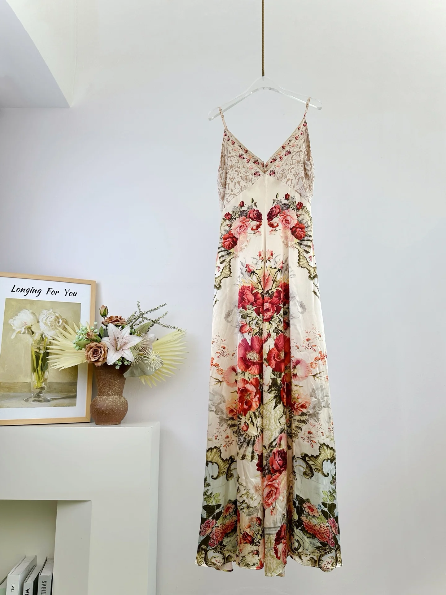 Robe longue en soie pour femmes, 100%, imprimé floral, col en v, simple boutonnage, sans manches, taille haute, Slim, vacances