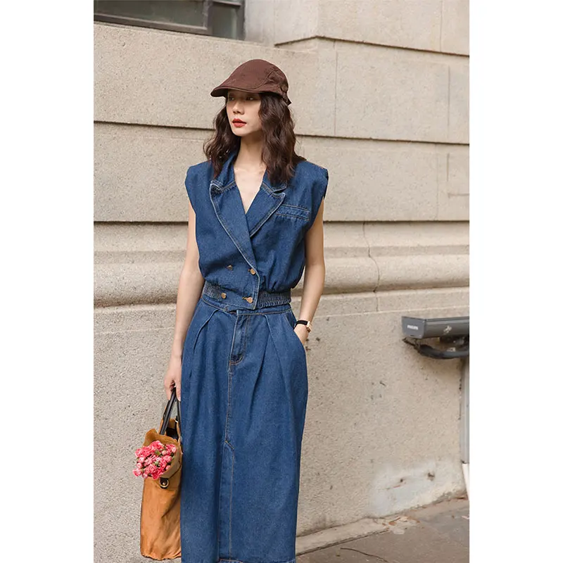 

Retro Svel Denim Set Women's Maturi Sle ort High Waist Waist-Cinching Vest High Waist Pleated Skirt Two-Piec...