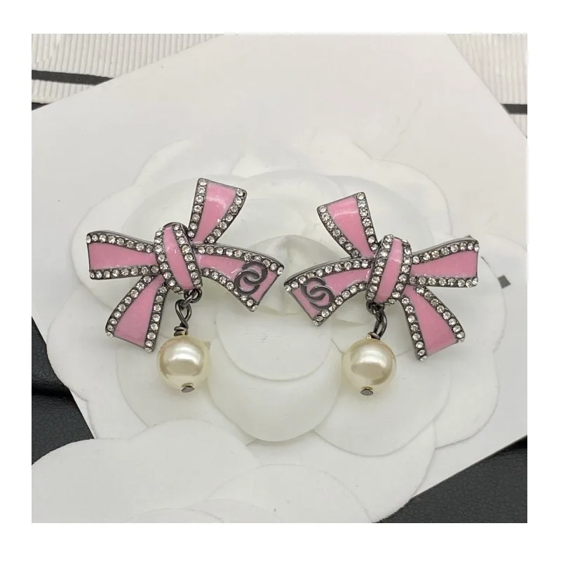 

Small Double Stud Earrings Fashion Earrings Pearl Pink Bow Needle High Benchmark Luxury
