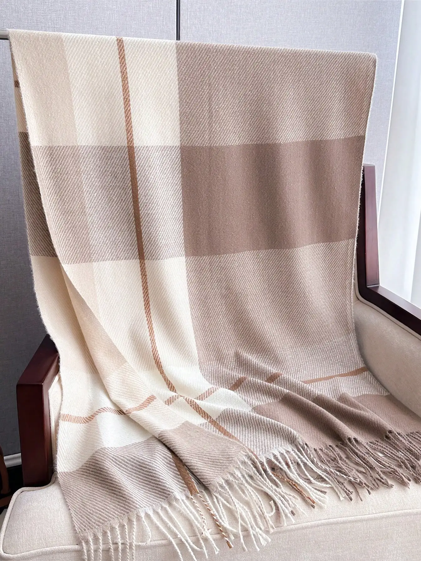 レディース用、冬の新作、フェイクカシミヤ素材のチェック柄ヘッ - Infinity Scarf Knit のレビューと価格