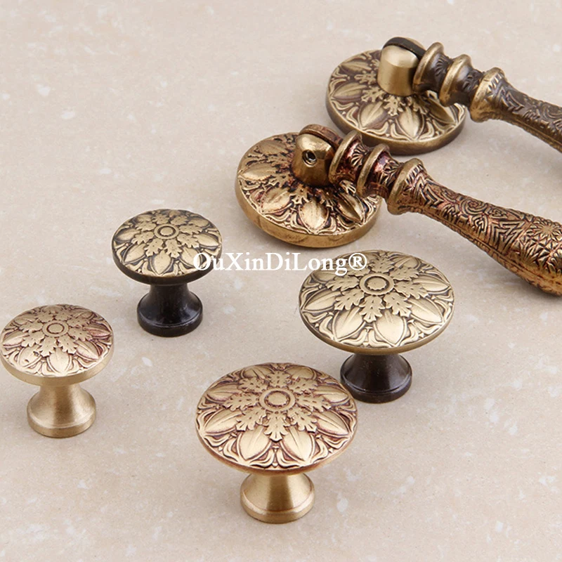 

Retro 4PCS Solid Brass European Antique Furniture Pulls Handles Drawer Knobs Cupboard Wardrobe Closet TV Wine Cabinet Pull Knobs