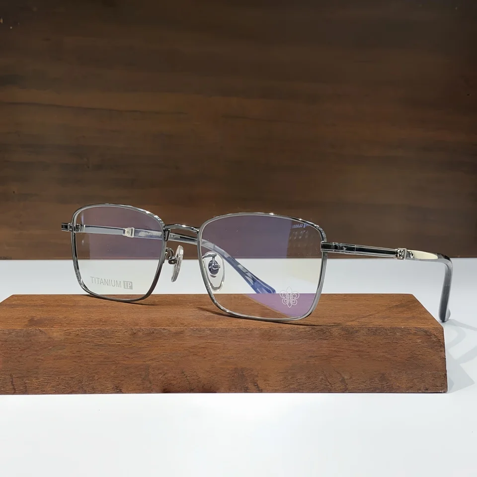 

Fashion Luxury Square Titanium Alloy Eyeglasses Frame Men and Women Business Optics Computer Reading Prescription Myopia Glasses