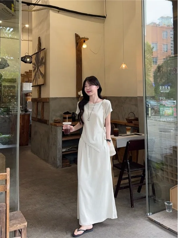 

plus Size Casual Outfit Summer New Korean Design Irregular Short Sleeve Top Straight Half-length Skirt Korean Style Fashion Set