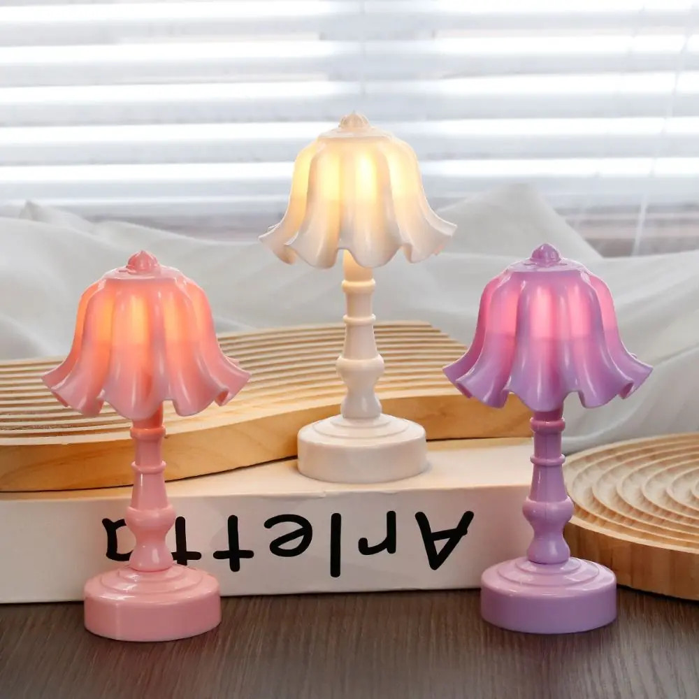 New Creative Table Lamp Retro Photography Prop Bedroom Desk Lamp Desktop Ornaments Atmosphere Light Flower Shape Night Light