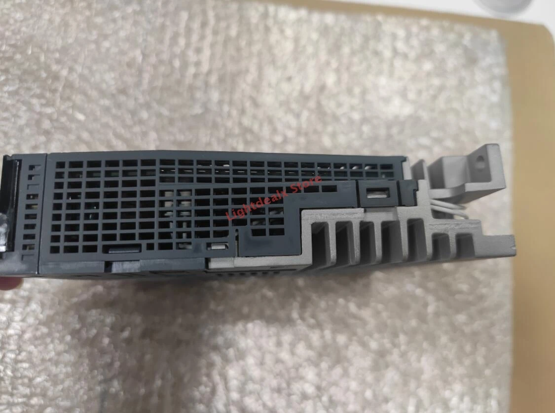 1ชิ้นแบรนด์ในกล่องใหม่ MR-J4-60B-RJ โมดูล PLC MRJ460BRJ ส่งเร็วเดิม