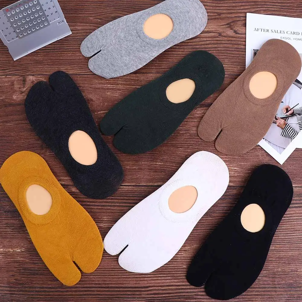 Breathable Simple Cotton Women Men Summer Hosiery Split Toe Socks Two Finger Socks Short Tube