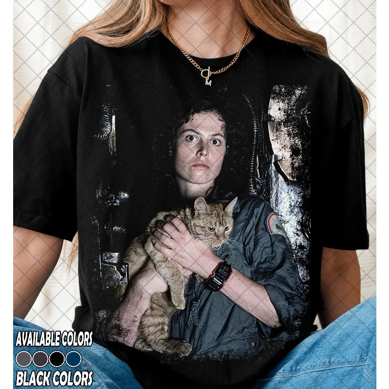 Alien Movie Retro T-shirt Women's T-shirt Four Season New Item Unisex Retro T-shirt