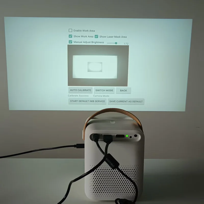 جهاز عرض المسرح المنزلي الذكي يدعم التفاعل القلم عالي الدقة للأطفال جهاز عرض صغير للمسرح المنزلي التعليمي