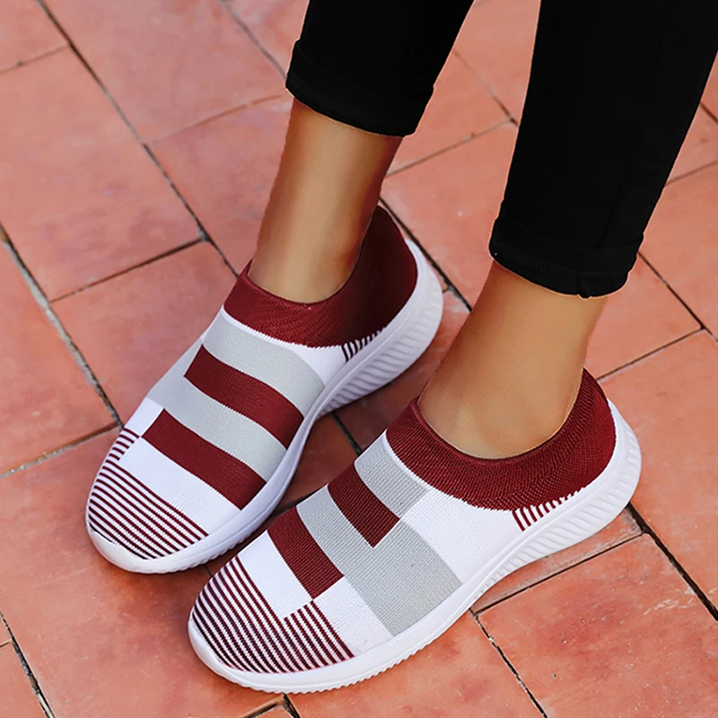 2024 New Sneakers For Women Casual Shoes Fashion Walking Solid Color Sneakers Women Slip On Sock Ladies Shoes Ladies Flat Shoes