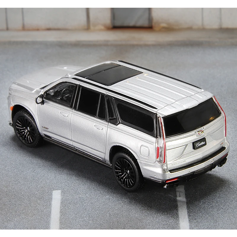 

Модель автомобиля из сплава 1:64 Shadow Pro Cadillac Escalade ESV 2023.