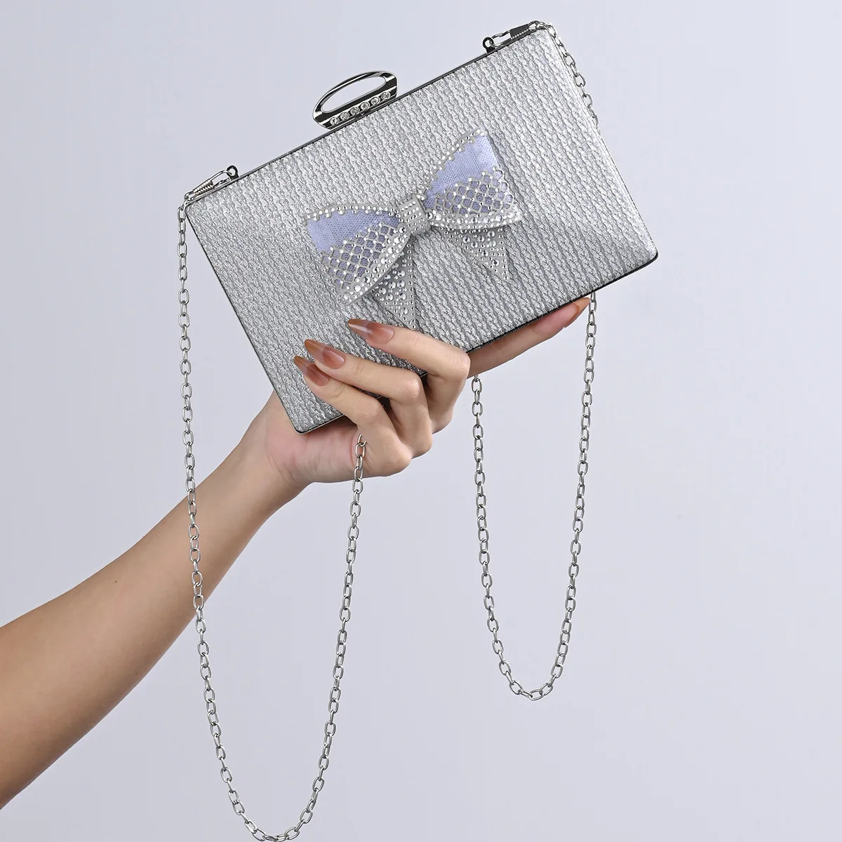 Pretty Bow Diamond Studded Retro Bag Women New Small Square Bags Korean Style Fashion Versatile Commuting Handbags Crossbody Bag view 4
