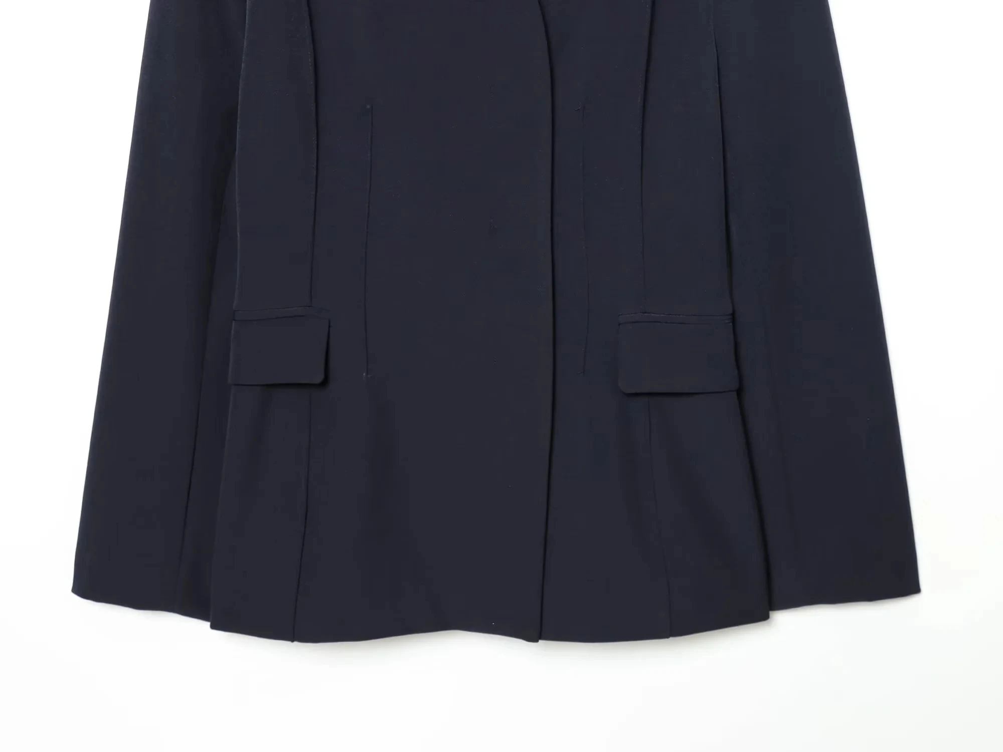 KONDALA Vintage Chic Büro-Damen-Blazer mit V-Ausschnitt, versteckter Knopfleiste und Taschen, schmal geschnitten, modischer Frühling/Sommer 2026 Freizeit-Blazer – Detail 20