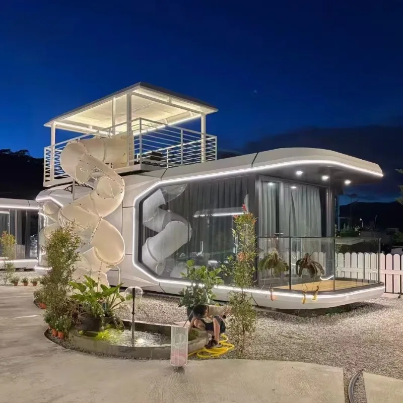 Customizable Steel Luxury Prefab Space Capsule Portable Container House For Resort Landscape Living Construction Projects