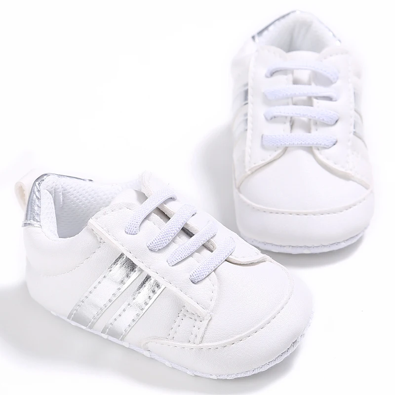 Erste Sportschuhe mit Streifenmuster aus PU-Material für Jungen und Mädchen, geeignet für Babys im Alter von 0 bis 18 Monaten, mit weicher Sohle, bequem und leicht. – Detail 26