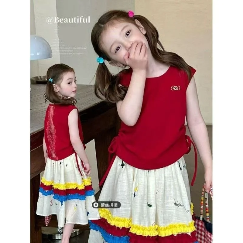 

Летний комплект для девочек: новый стиль, кружевной жилет с вырезами и модная юбка-полусолнце, комплект из двух предметов для отпуска, трендовый