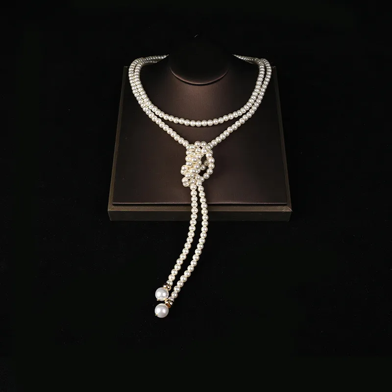 

French pearl necklace