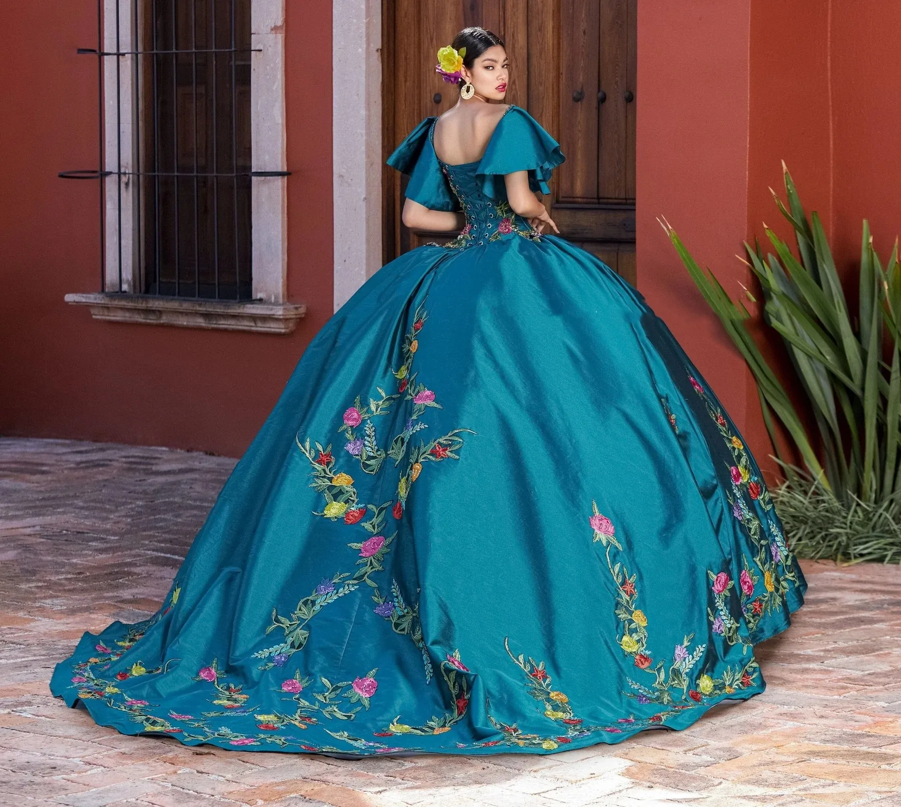 Blue Charro Quinceanera Dresses Ball Gown Off The Shoulder Appliques Beaded Puffy Mexican Sweet 16 Dresses 15 Anos Customized