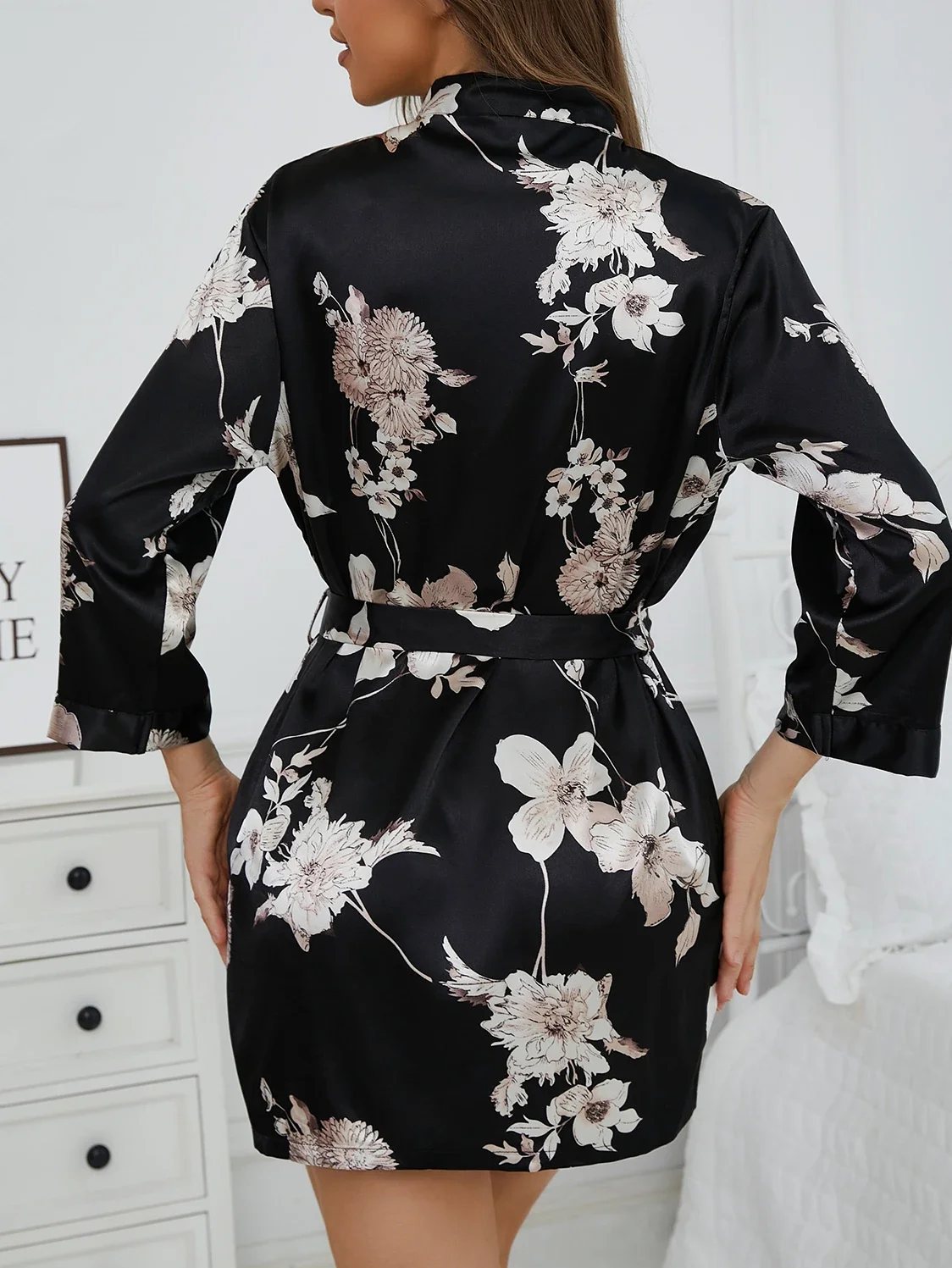 French-Inspired V-Neck Belted Robe Womens Lightweight Silk Loungewear Spring Floral Print Bathrobe with Flowy Sleeves