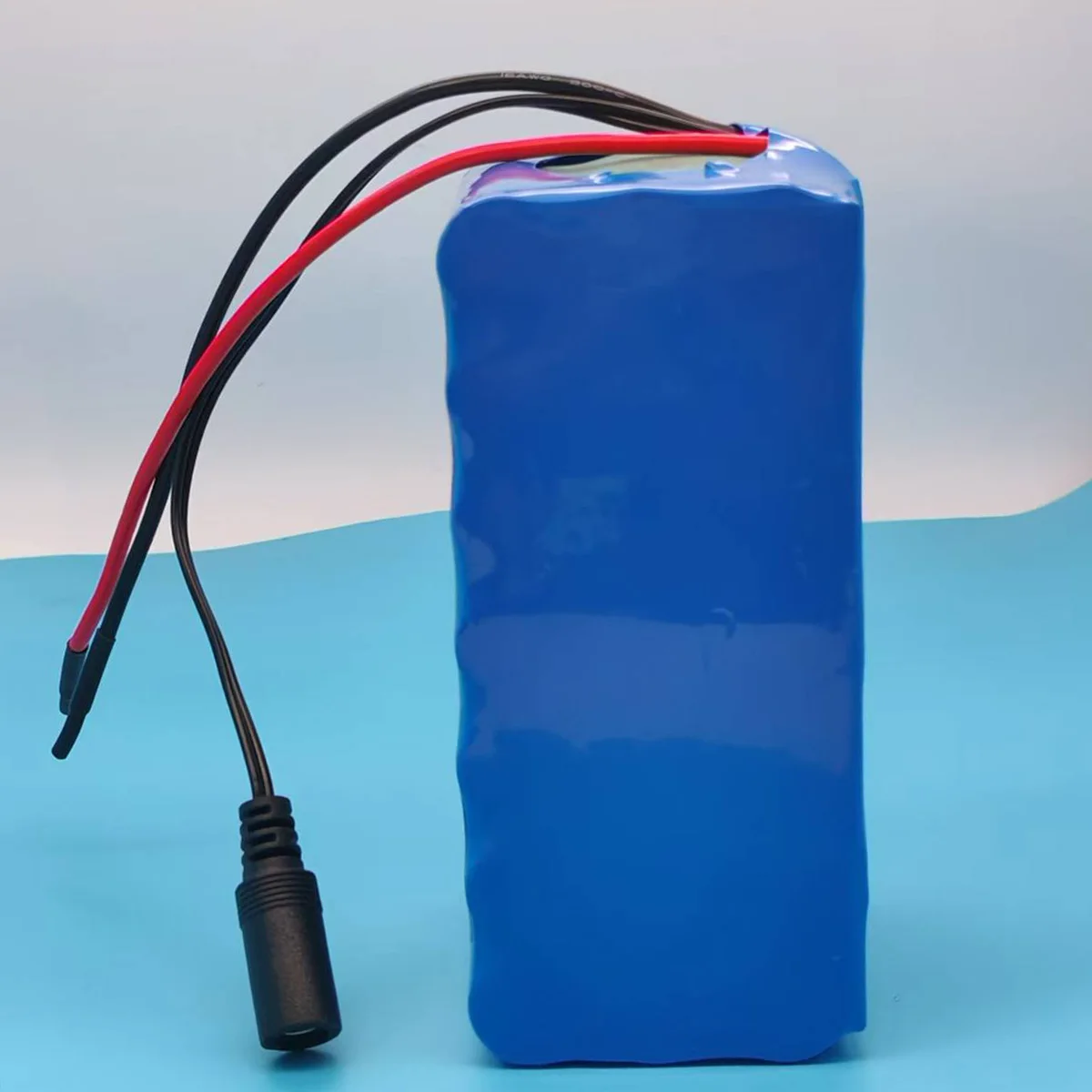 New 24V 8Ah 7s3p 18650 Lithium Battery 29.4v Lithium Battery Wheeichair Battery  Pack Electric Bicycle Electric+29.4v Charger