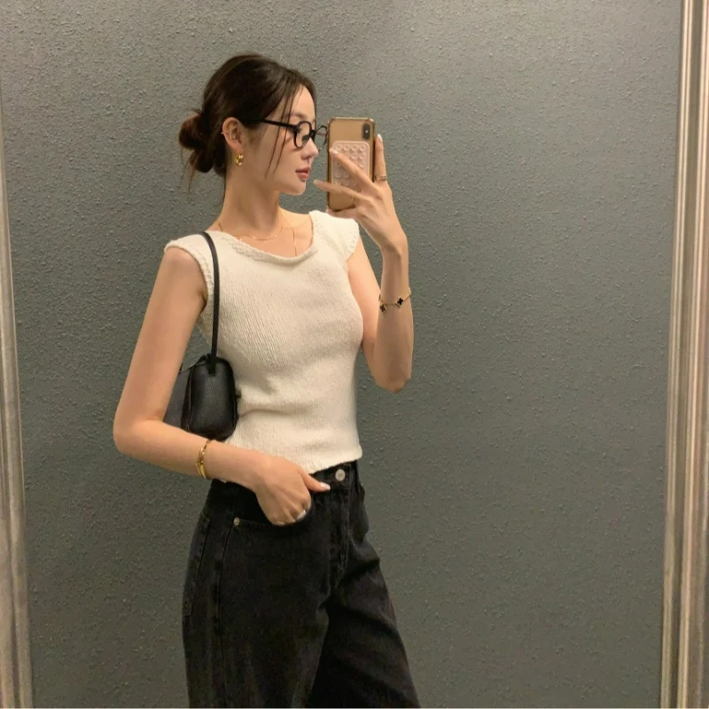 New Fashion Korean-style Sexy 2026 Summer Spice Girl Style Backless Strap Design Sense Elegant Knitted Sweater T-shirt for Women view 4